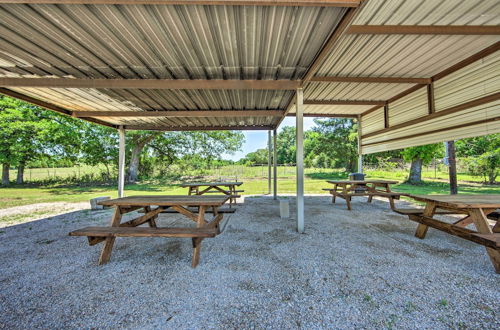 Photo 24 - Modern Alba Tiny Home Near Lake Fork Boating