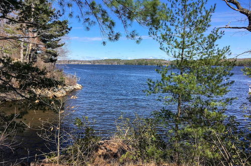 Foto 3 - Cozy 1930s-style Waterfront Maine Cabin w/ Dock