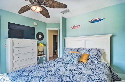 Photo 23 - Colorful Townhome, Steps to Clearwater Beach
