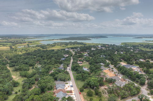 Photo 40 - Pristine 3-bedroom Home Near Canyon Lake