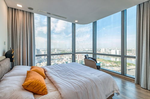 Photo 33 - DongDong Skyview APT in Landmark81 Tower