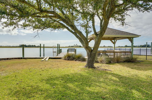 Photo 45 - Waterfront Hampstead Home: Dock & Waterway Access