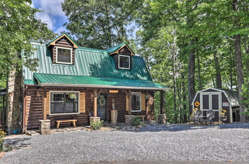 Photo 1 - Chic Sevierville Cabin w/ Hot Tub & Mountain Views