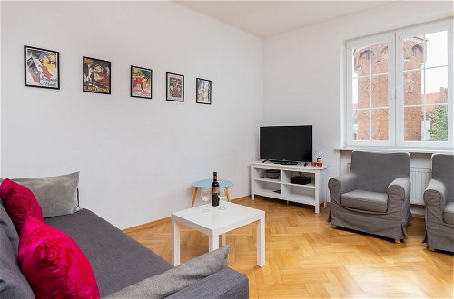 Photo 18 - Heart of Gdansk Apartment by Renters