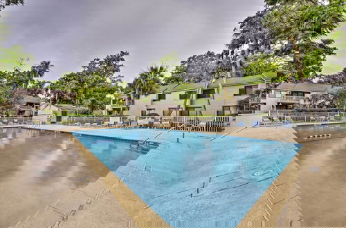 Photo 2 - < 1 Mi to Beach: Condo w/ Community Perks in Hhi!