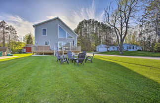 Foto 1 - Home w/ Deck & Hot Tub - Lake Mitchell Views