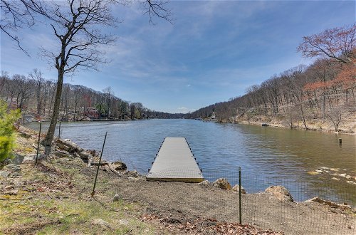 Photo 5 - Serene Hopatcong Cottage w/ 50-foot Dock