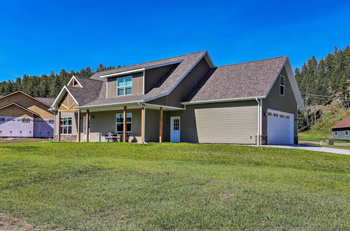 Photo 4 - Heart of Black Hills Home by Mickelson Trail