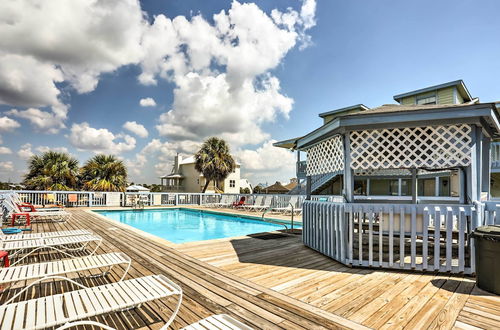 Photo 19 - Cozy Gulf Shores Condo - Just Steps to the Beach