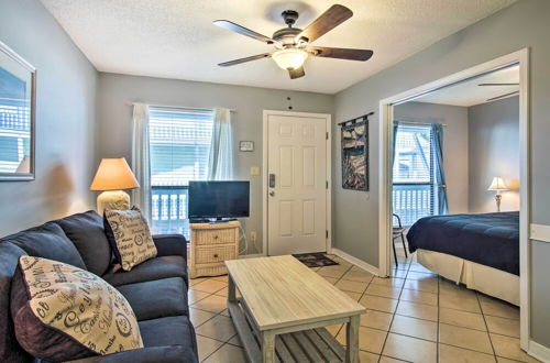 Photo 16 - Cozy Gulf Shores Condo - Just Steps to the Beach