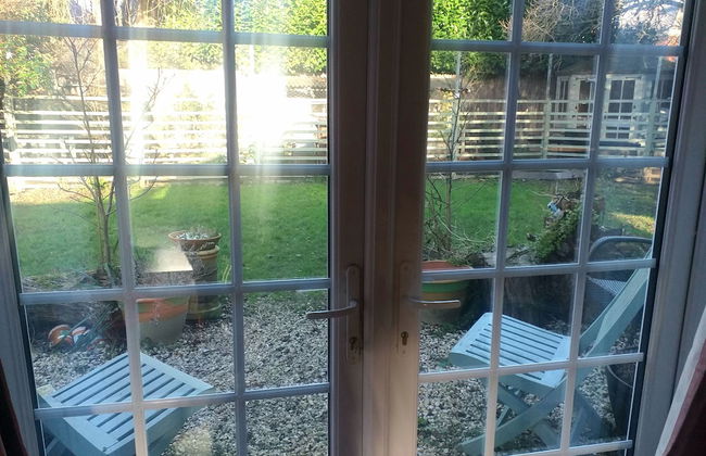 House - Sleeps 2, pet Friendly & Free Parking - Foto 26