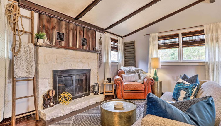 Photo 1 - Calming Shenandoah Valley Cabin w/ Hot Tub