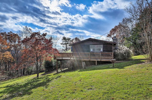 Foto 19 - Calming Shenandoah Valley Cabin w/ Hot Tub