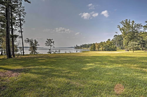 Photo 10 - Relaxing Texas Getaway, 1 Mile to Boat Ramp