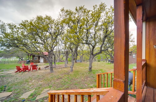 Photo 7 - Pet-friendly Kerrville Vacation Rental Farmhouse