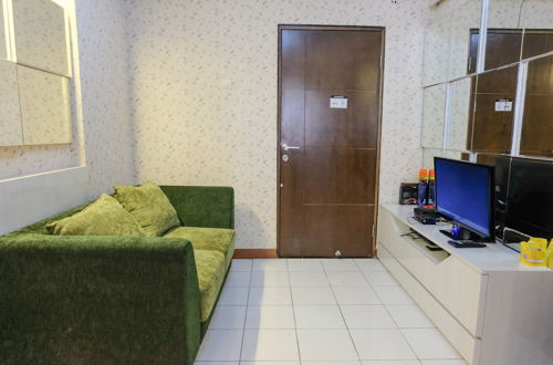 Foto 20 - Homey And Cozy 3Br Apartment At Gateway Ahmad Yani Cicadas