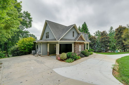 Foto 42 - Waterfront Sherrills Ford Home w/ Boat Dock