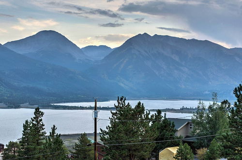 Photo 26 - Gorgeous Twin Lakes Home w/ Deck Overlooking Mtns