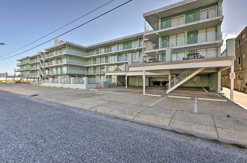 Foto 18 - Remodeled Condo Right on Wildwood Crest Beach