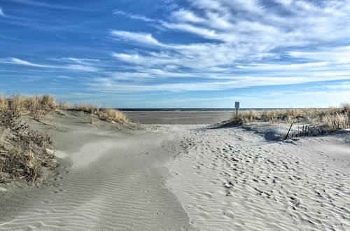 Foto 20 - Remodeled Condo Right on Wildwood Crest Beach