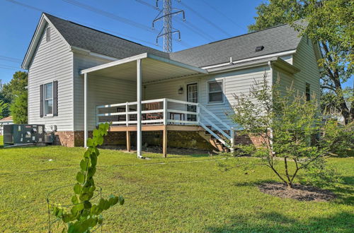 Photo 17 - Bright Durham Home w/ Fully Furnished Deck