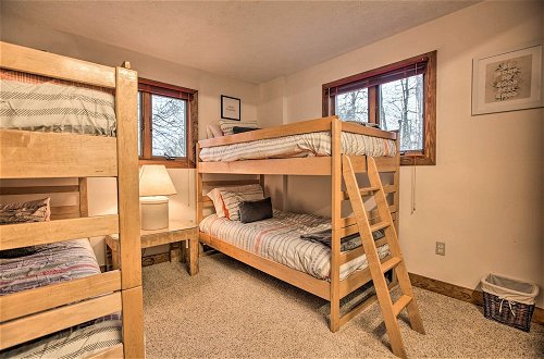 Foto 30 - Mountaintop Wintergreen Resort Home w/ Deck+views