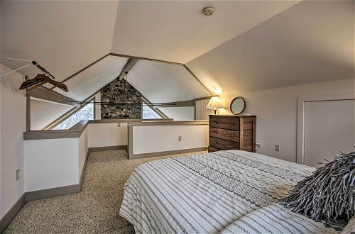 Foto 9 - Mountaintop Wintergreen Resort Home w/ Deck+views