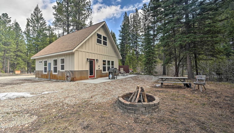 Photo 1 - Darby Cabin in National Forest: Walk to River