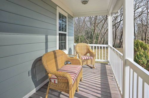 Foto 4 - Sweet Vacation Cottage w/ Deck & Grill