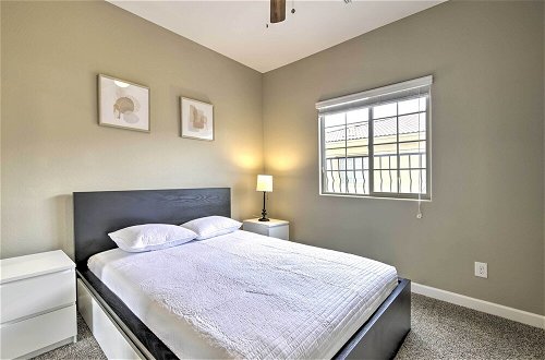 Foto 27 - Lovely Mesa Townhome w/ Pool & Hot Tub Access