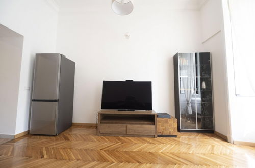 Photo 4 - Lovely and new Apartment Near Termini Station