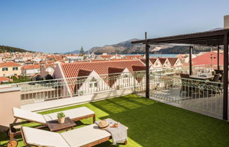 Photo 1 - Panoramic Luxurious Penthouse