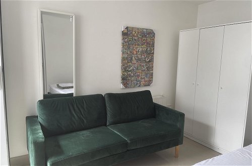 Photo 18 - Immaculate 1-bed Studio in London