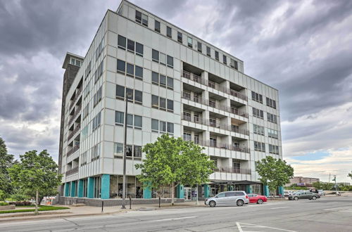 Photo 12 - 7th-floor Omaha Condo w/ Balcony & Park Views