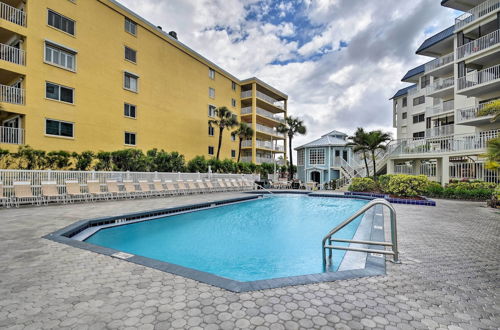 Photo 15 - Indian Shores Condo w/ Pool + Sunset Beach View