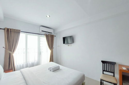 Foto 1 - Brand New And Nice Studio At Skyview Medan Apartment