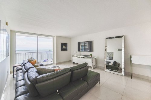 Foto 15 - Direct Ocean View 3Br at Brickell
