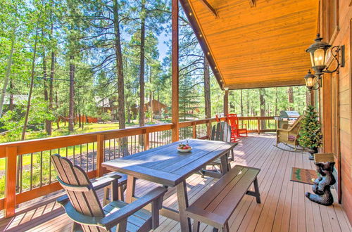 Foto 30 - Beautiful Pinetop Gem w/ Fire Pit, Deck & Grill