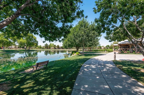 Photo 9 - Updated Gilbert Home w/ Pool + Community Amenities