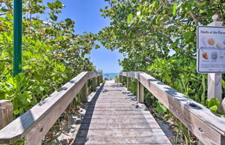 Photo 3 - Coastal Downtown Naples Condo - Walk to the Beach