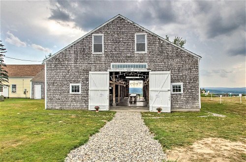 Foto 29 - Classic Cape-style Farmhouse on 550-acre Vineyard