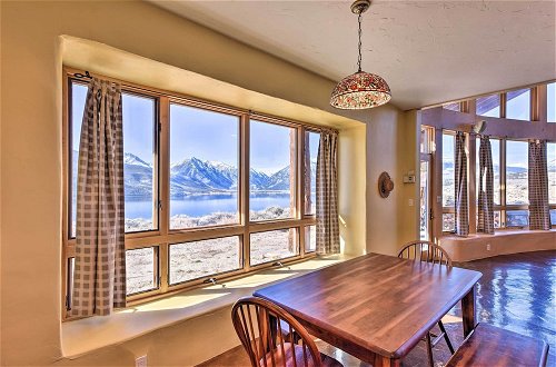 Foto 25 - Luxe Twin Lakes House w/ Mountain & Lake Views
