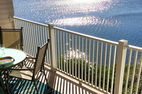 Foto 26 - Condo w/ Stunning Water Views & Large Balcony