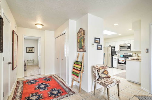 Photo 26 - Albuquerque Townhome w/ Patio & Mountain Views