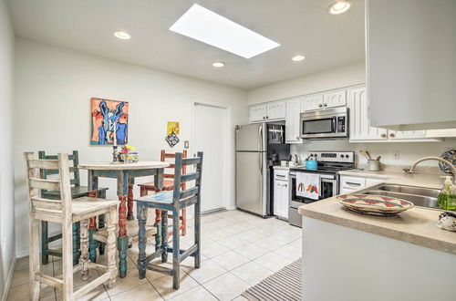 Photo 25 - Albuquerque Townhome w/ Patio & Mountain Views