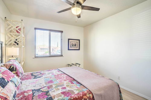 Photo 31 - Albuquerque Townhome w/ Patio & Mountain Views