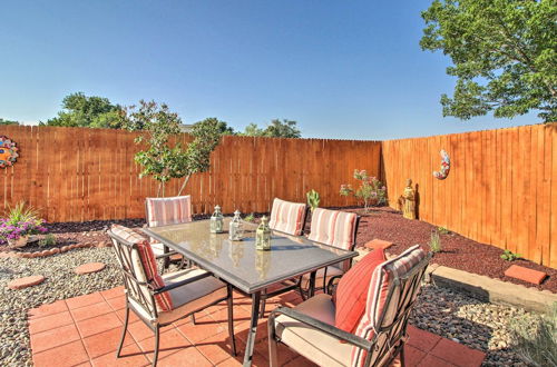 Photo 9 - Albuquerque Townhome w/ Patio & Mountain Views