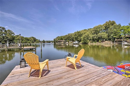 Foto 1 - Waterfront Reedville Home w/ Private Dock