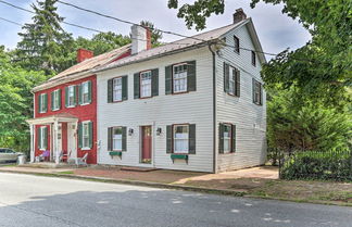 Foto 1 - Historic Townhome in Downtown Shepherdstown