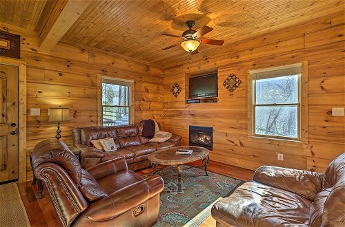 Foto 29 - Sparta Cabin w/ Panoramic View, Wood Interior